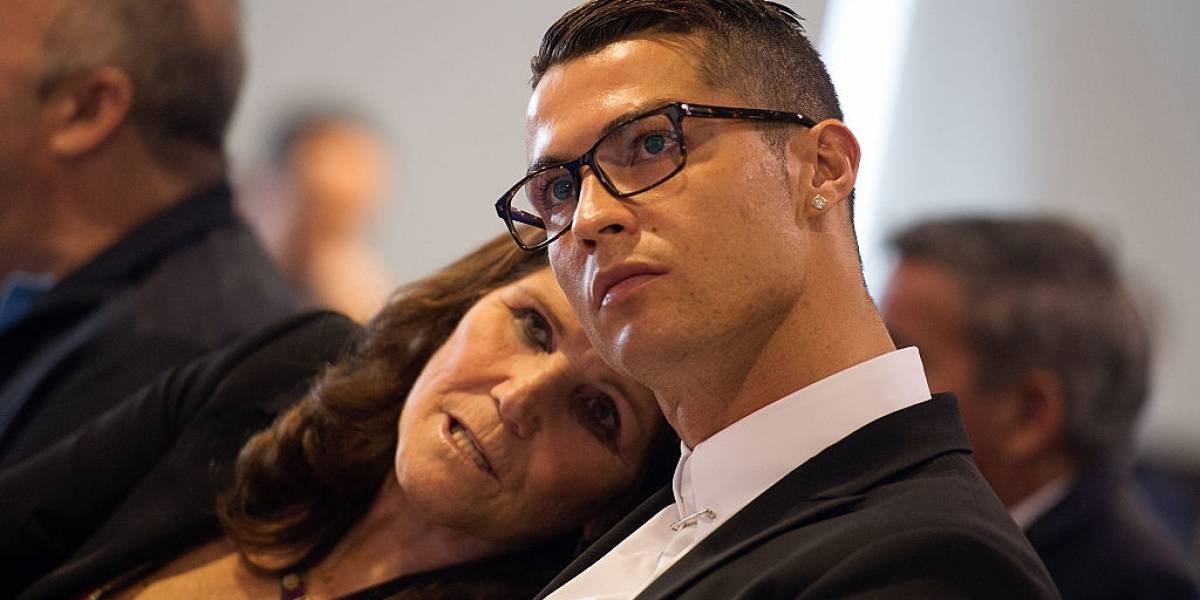 “Ainda bem que não consegui abortar”, revela a mãe de Cristiano Ronaldo